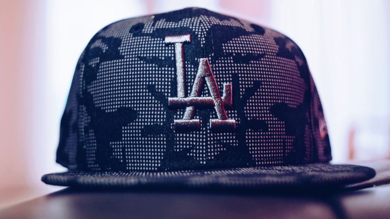 new era のキャップ